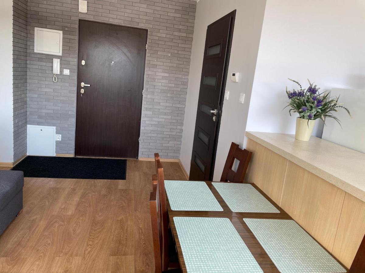 Komfortowe Studio 52 M2 W Centrum Grojca Grojec  Esterno foto