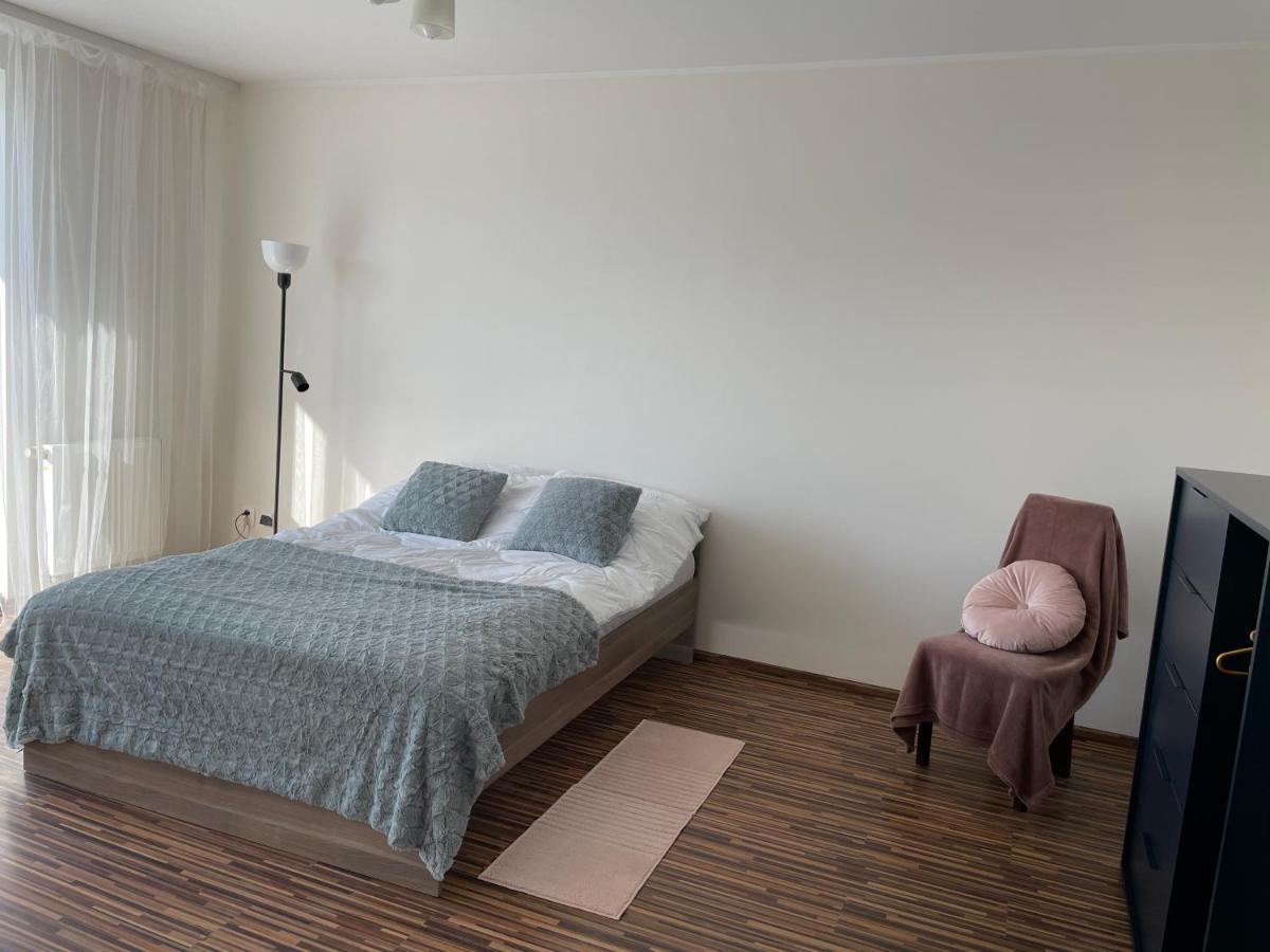 Komfortowe Studio 52 M2 W Centrum Grojca Grojec  Esterno foto