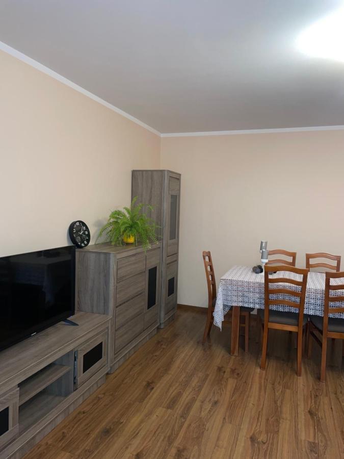 Komfortowe Studio 52 M2 W Centrum Grojca Grojec  Esterno foto