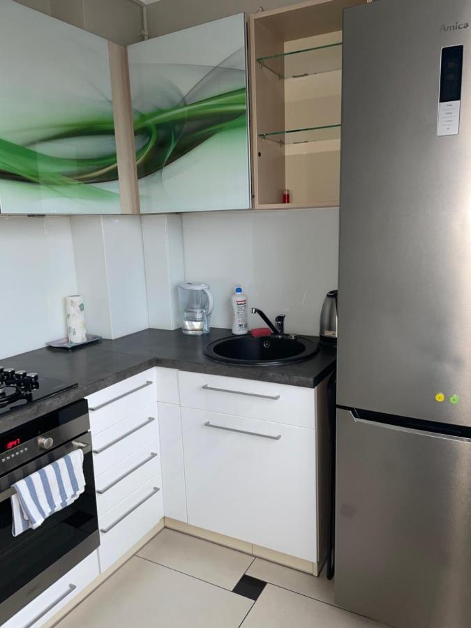 Komfortowe Studio 52 M2 W Centrum Grojca Grojec  Esterno foto